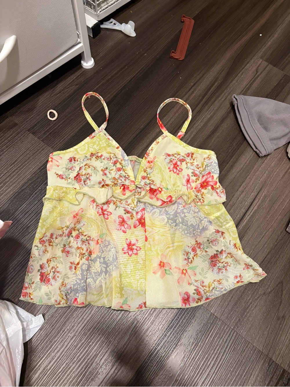 SHEIN Yellow Floral Ruffle Spaghetti Strap Cami